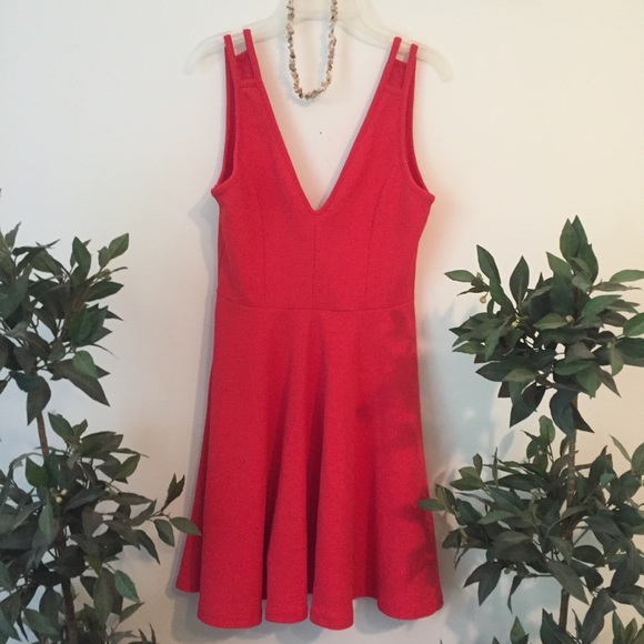 NWT In Style Skater Dress Size Medium - Picture 2 of 5